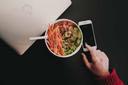 How Many Calories Should I Eat at Lunch?