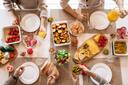 How many calories should I eat at each meal?