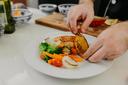 How Many Calories Should I Eat Every Meal?